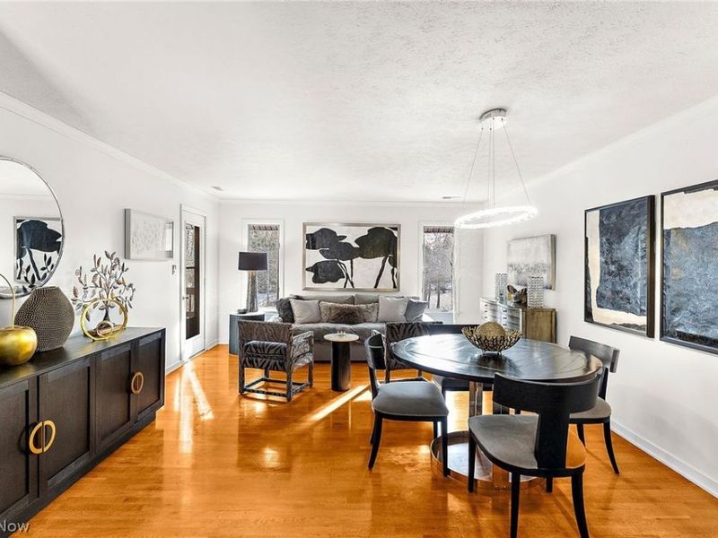 4464 Willowcreek Drive , Warren, OH 44484 Photo 2