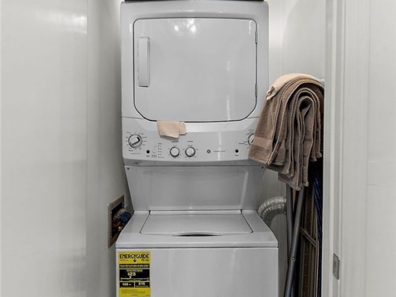 4464 Willowcreek Drive , Warren, OH 44484 Photo 21