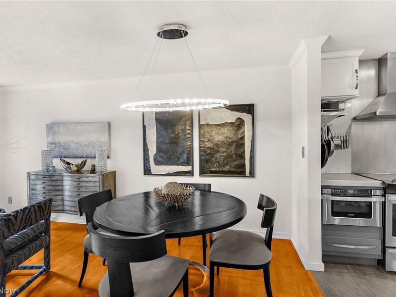 4464 Willowcreek Drive , Warren, OH 44484 Photo 9