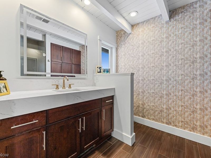 6480 Frederick Avenue NE, Alliance, OH 44601 Photo 20