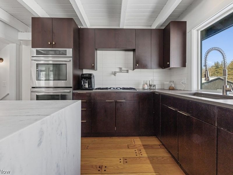 6480 Frederick Avenue NE, Alliance, OH 44601 Photo 6