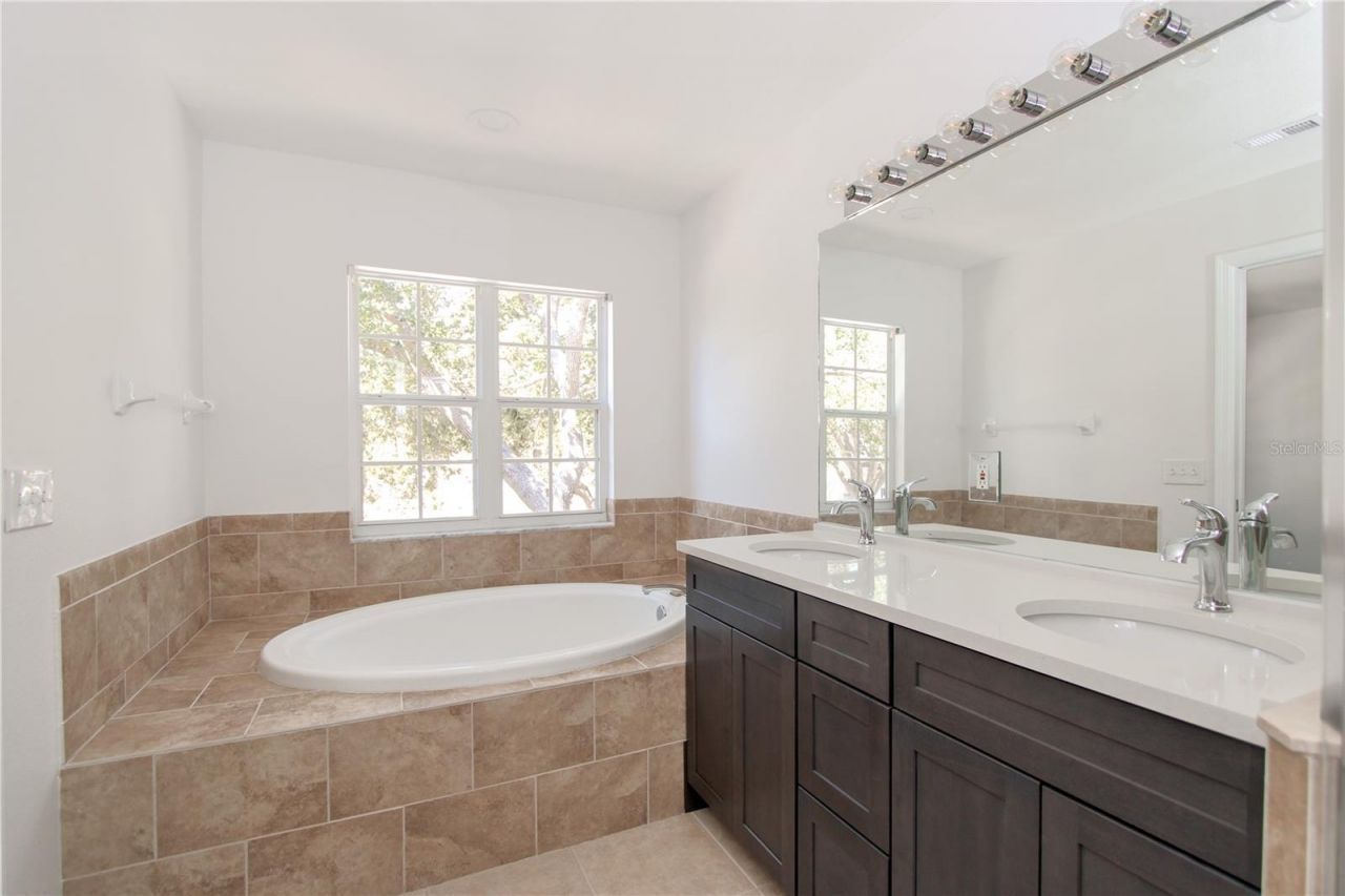 6407 Rosefinch Court, Unit 104, Lakewood Ranch, FL 34202 Photo