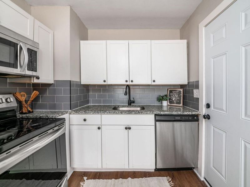 2610 Atwood Terrace , Columbus, OH 43211 Photo 12