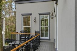 121 Jakes Lane photo 4