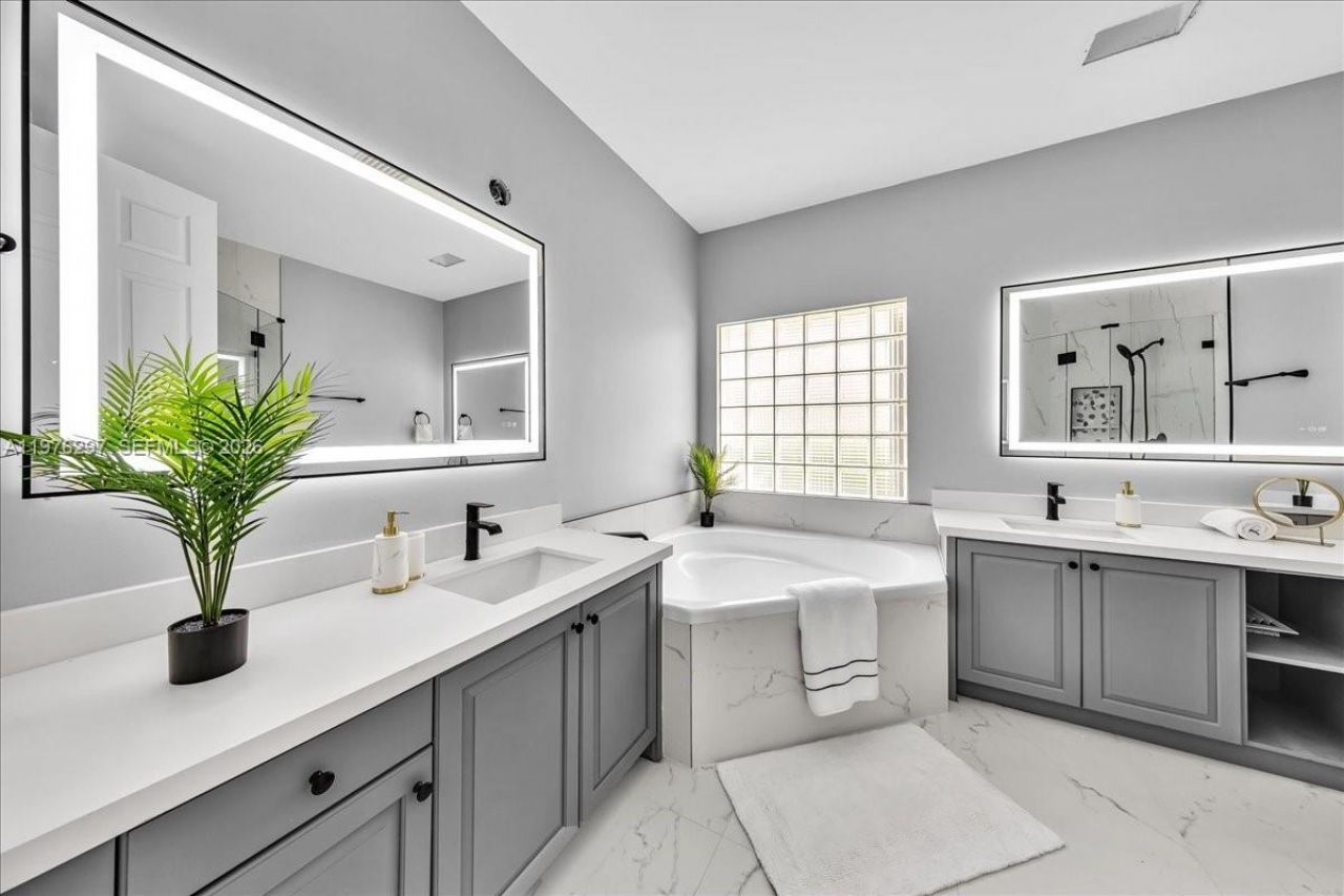 3494 Coco Lake Dr, Coconut Creek, FL 33073 Photo