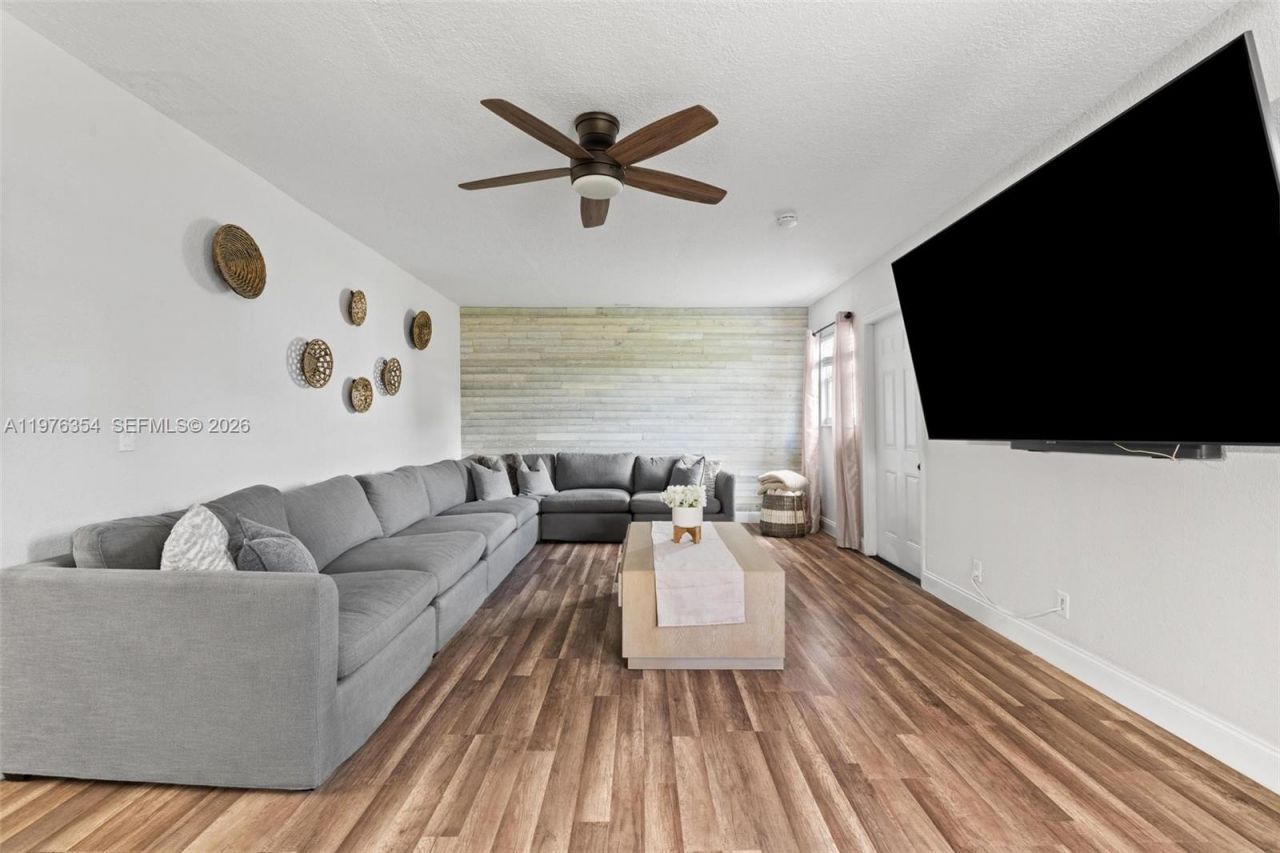 141 Eider Ct , Royal Palm Beach, FL 33411 Photo