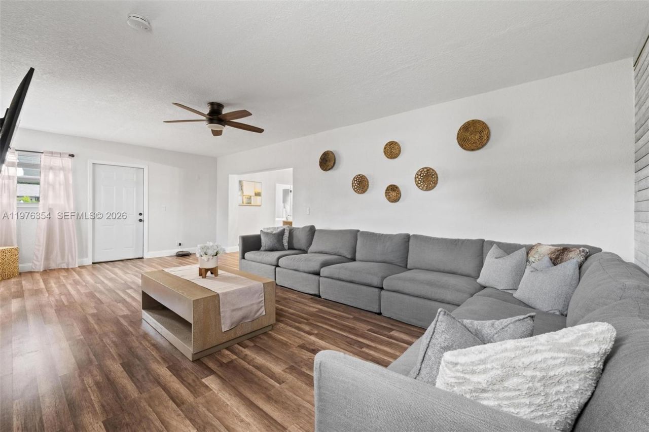 141 Eider Ct , Royal Palm Beach, FL 33411 Photo