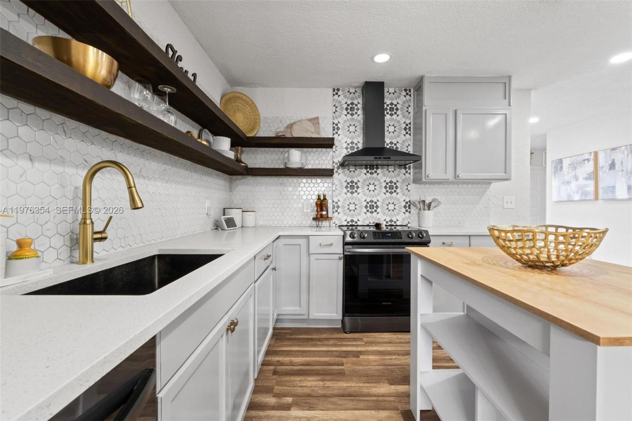 141 Eider Ct , Royal Palm Beach, FL 33411 Photo