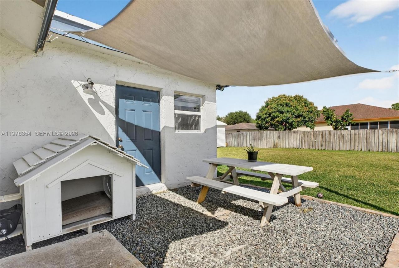 141 Eider Ct , Royal Palm Beach, FL 33411 Photo