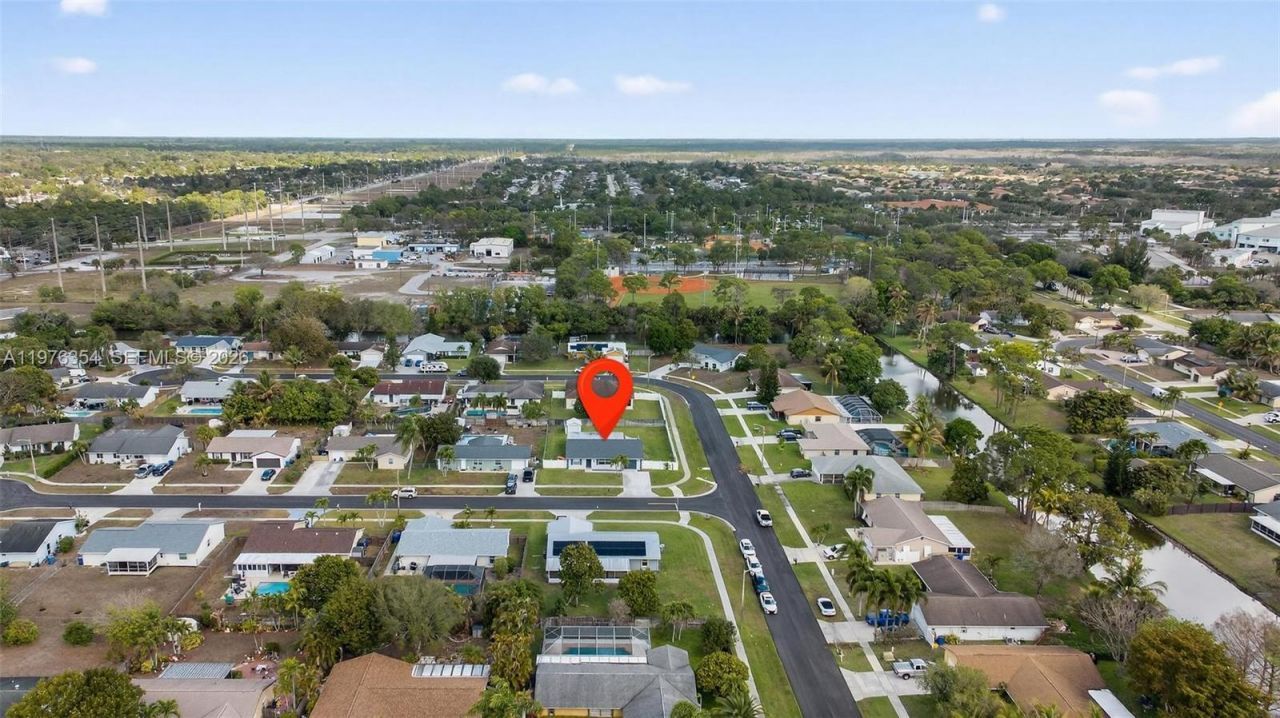 141 Eider Ct , Royal Palm Beach, FL 33411 Photo