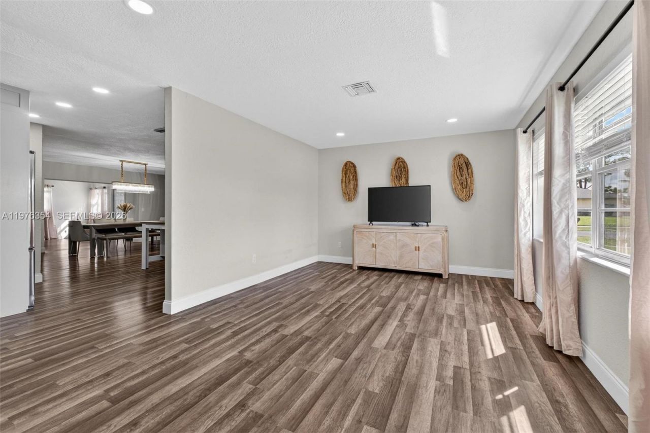 141 Eider Ct , Royal Palm Beach, FL 33411 Photo