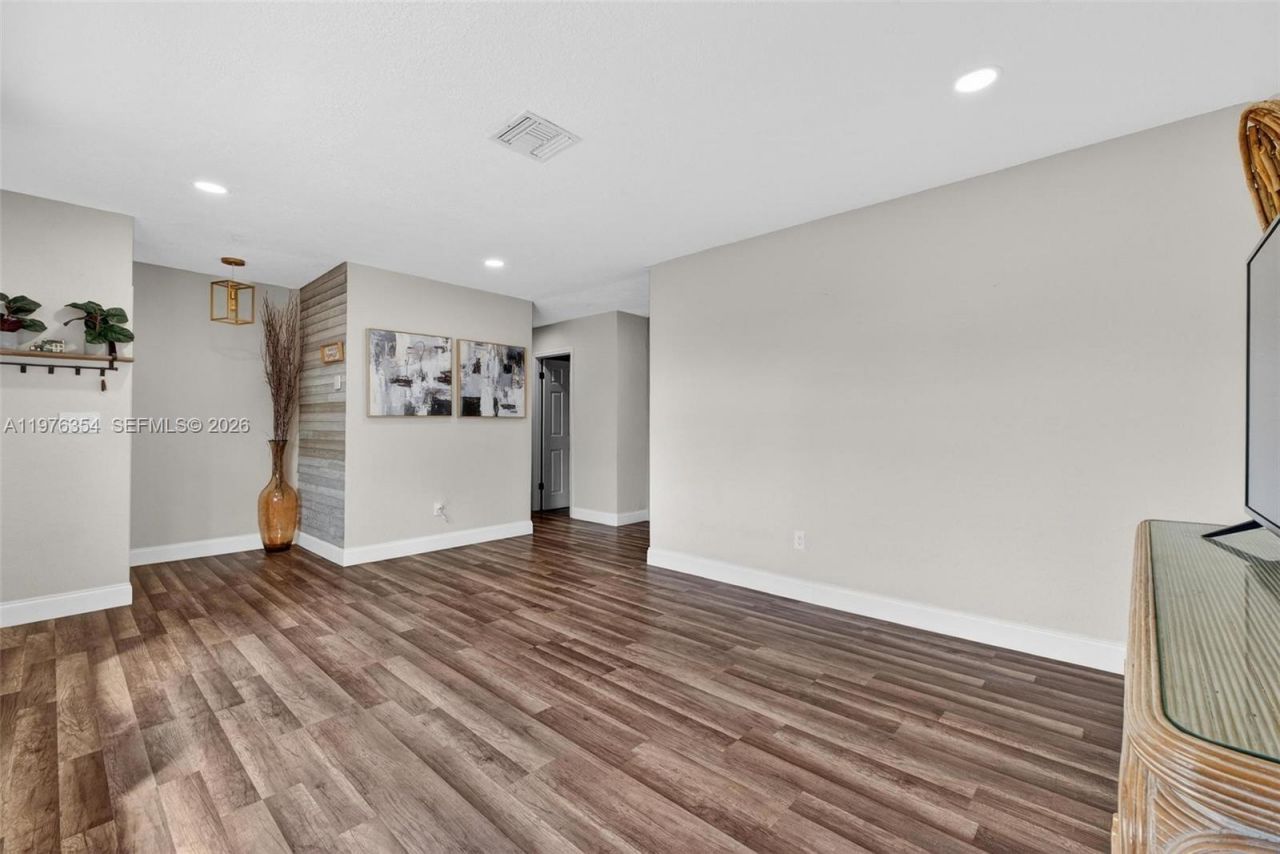 141 Eider Ct , Royal Palm Beach, FL 33411 Photo