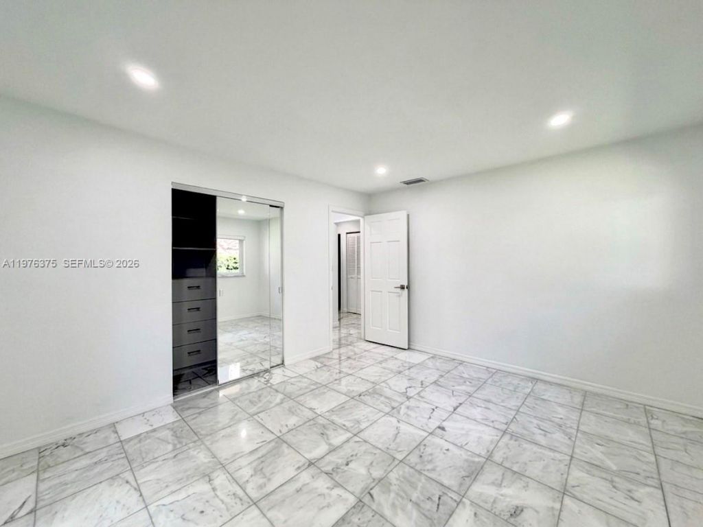 4934 NW 94th Doral Pl, Doral, FL 33178 Photo