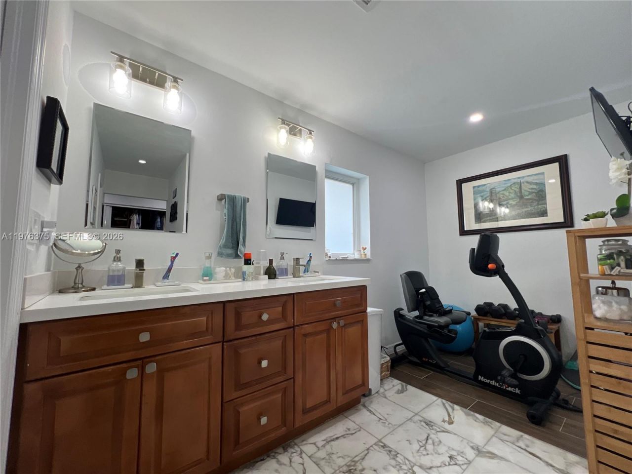 4934 NW 94th Doral Pl , Doral, FL 33178 Photo