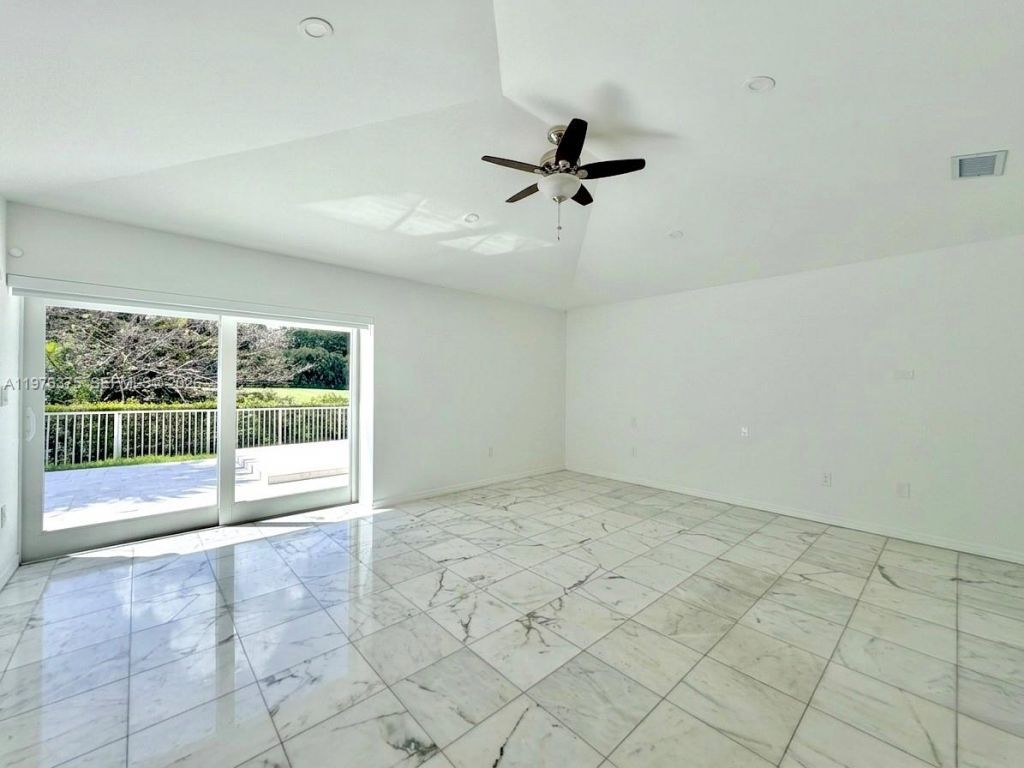 4934 NW 94th Doral Pl, Doral, FL 33178 Photo