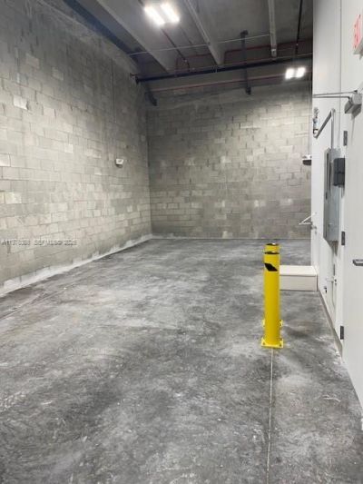 10890 NW 17th St, Unit 130, Sweetwater, FL 33172 Photo