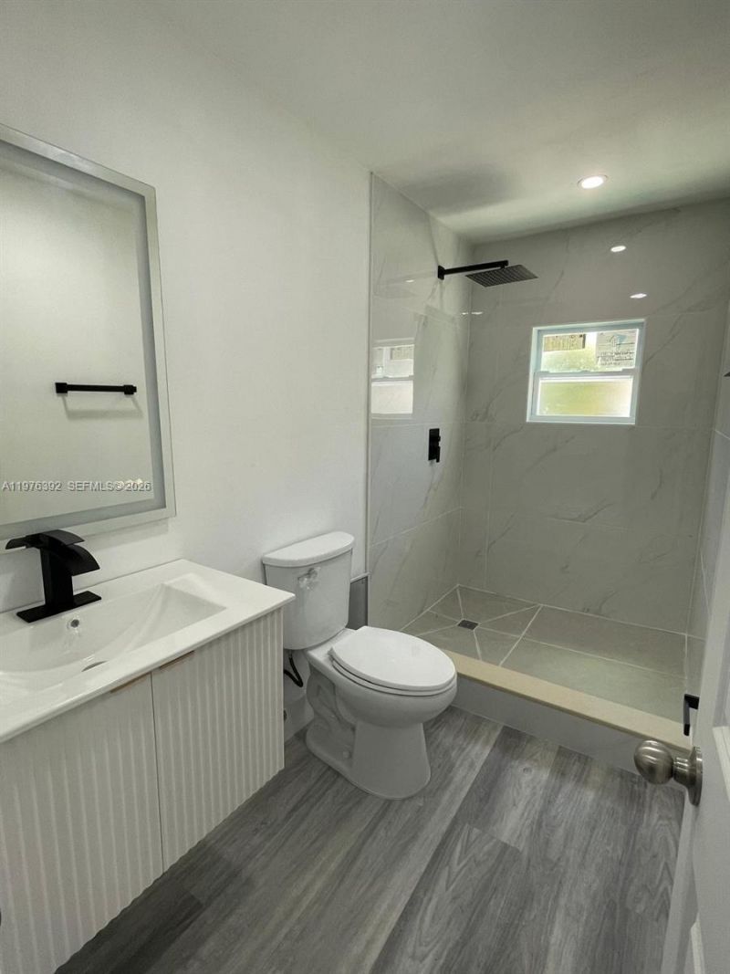 10415 NW 35th Ave , Miami, FL 33147 Photo