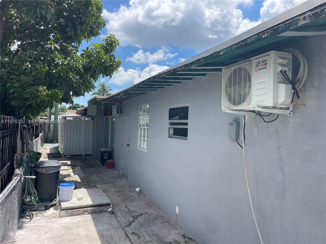 10415 NW 35th Ave , Miami, FL 33147 Photo