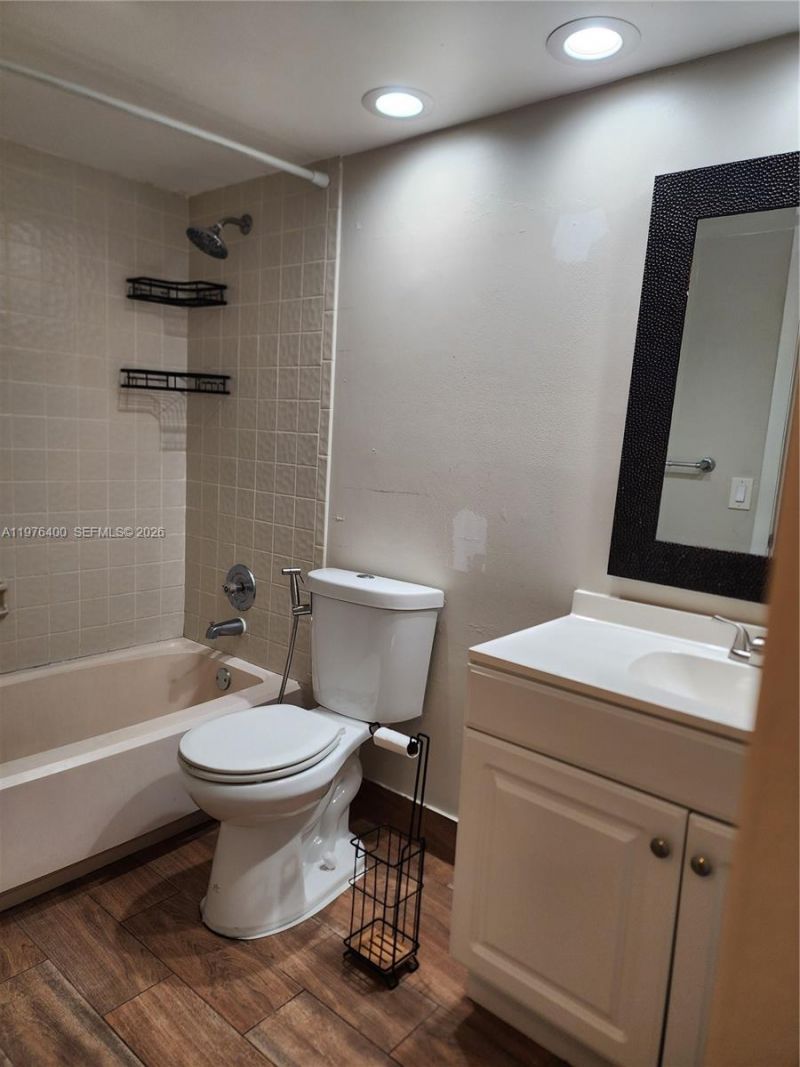 12305 NW 11, Unit 12305, Pembroke Pines, FL 33026 Photo