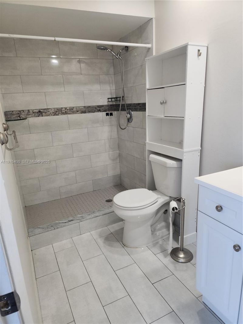 12305 NW 11, Unit 12305, Pembroke Pines, FL 33026 Photo