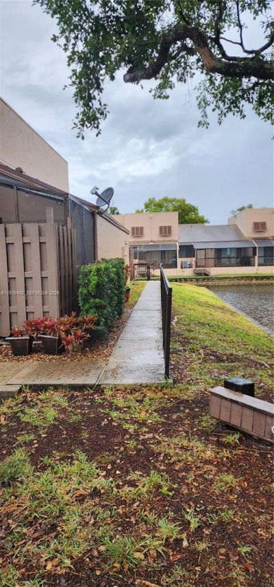 12305 NW 11 , Unit 12305, Pembroke Pines, FL 33026 Photo