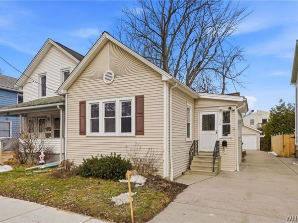 176 Adam Street , Tonawanda, NY 14150