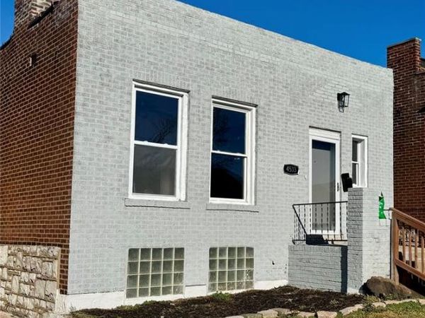 4533 Lexington Avenue , St Louis, MO 63115