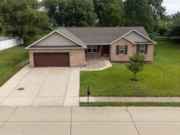 2763 Cascade Lake Drive , Shiloh, IL 62221