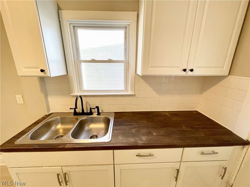 3437 W 123rd Street , Cleveland, OH 44111 Photo 8