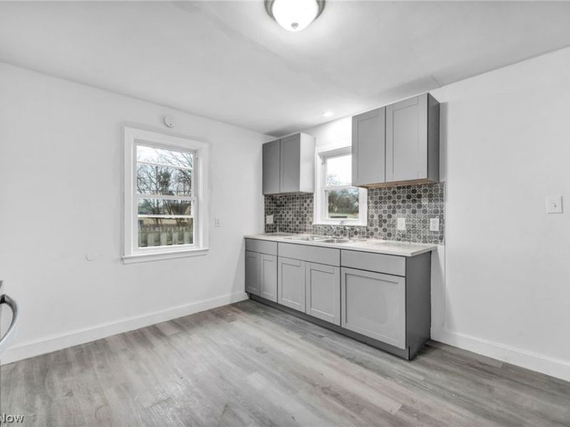 14905 Harvard Avenue , Cleveland, OH 44128 Photo 26