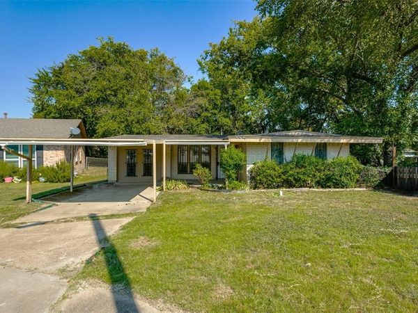 612 Henderson Circle, Garland, TX 75040