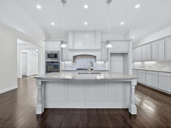 922 Amber Knoll Drive, Rockwall, TX 75087