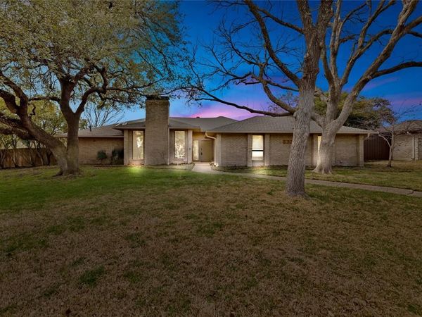 6326 Oakleaf Road, Dallas, TX 75248