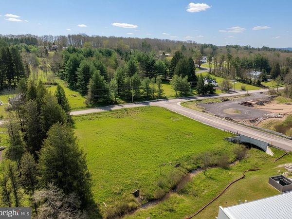 N 4TH STREET , OAKLAND, MD 21550