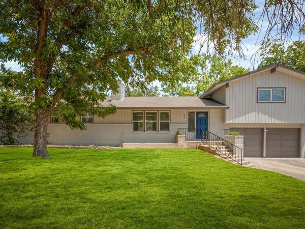 306 Antler Dr, San Antonio, TX 78213