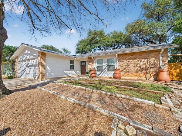 1202 Silverway, San Antonio, TX 78251