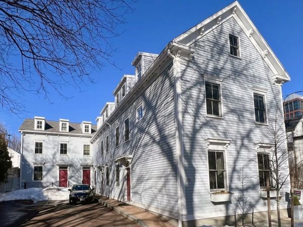 259 Hurley Street, Unit 4, Cambridge, MA 02141