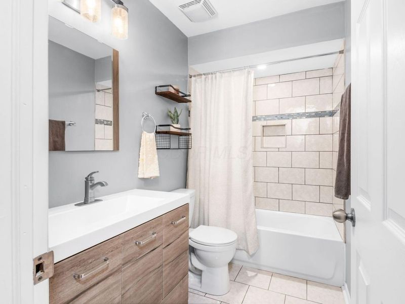 62 St Stephens Court, Columbus, OH 43230 Photo 34