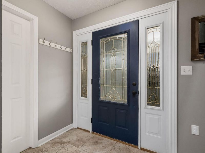 62 St Stephens Court, Columbus, OH 43230 Photo 5