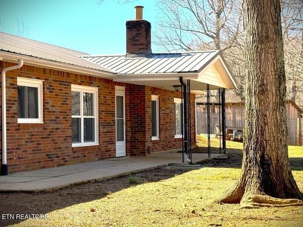 1152 Dogwalk Rd, Monroe, TN 38573