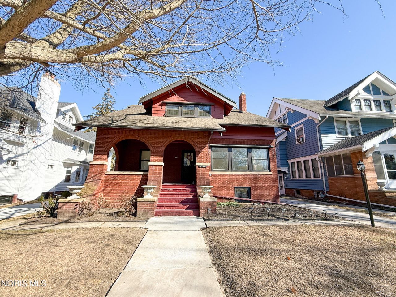 2520 Robinwood Avenue, Toledo, OH 43610 Main Photo