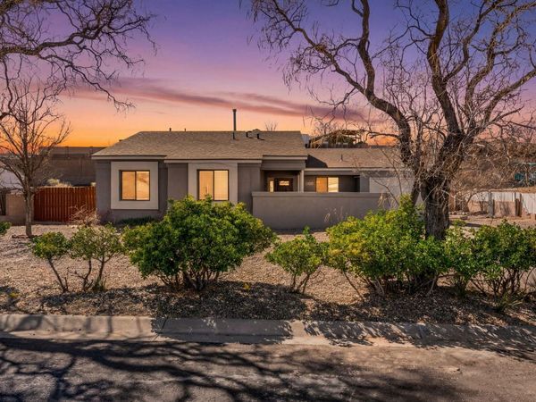 392 Pyrite Drive NE, Rio Rancho, NM 87124