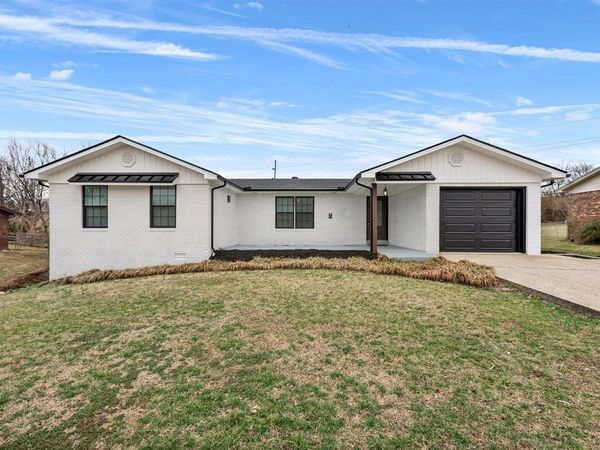 108 Sandwood Drive, Glasgow, KY 42141
