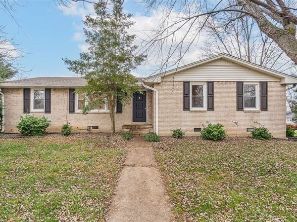 302 Peebles Avenue , Franklin, KY 42134