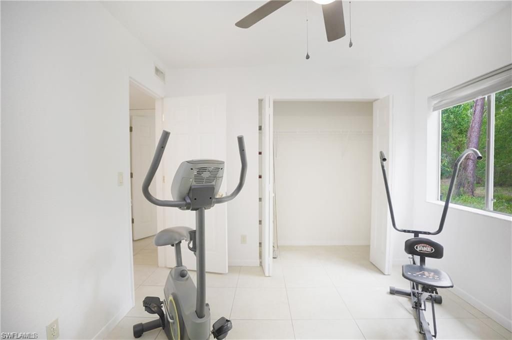 4635 Bayshore Dr, Unit P7, Naples, FL 34112 Photo