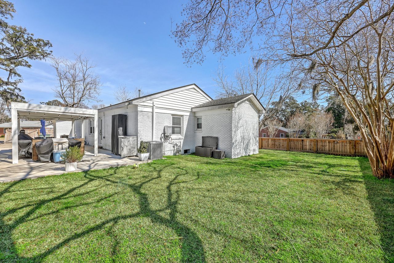 1024 W Recess Road Photo 32