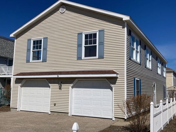 78 PEMBROKE Street, Seabrook, NH 03874