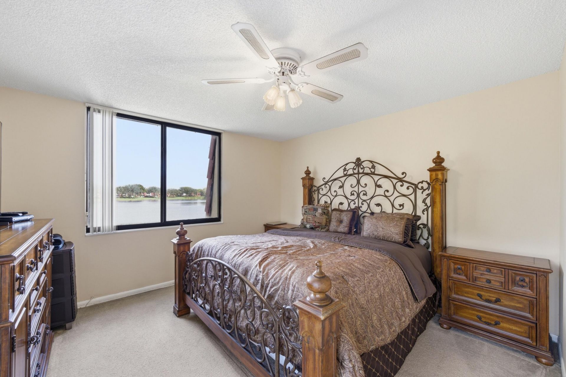 3669 Victoria Drive, West Palm Beach, FL 33406 Photo