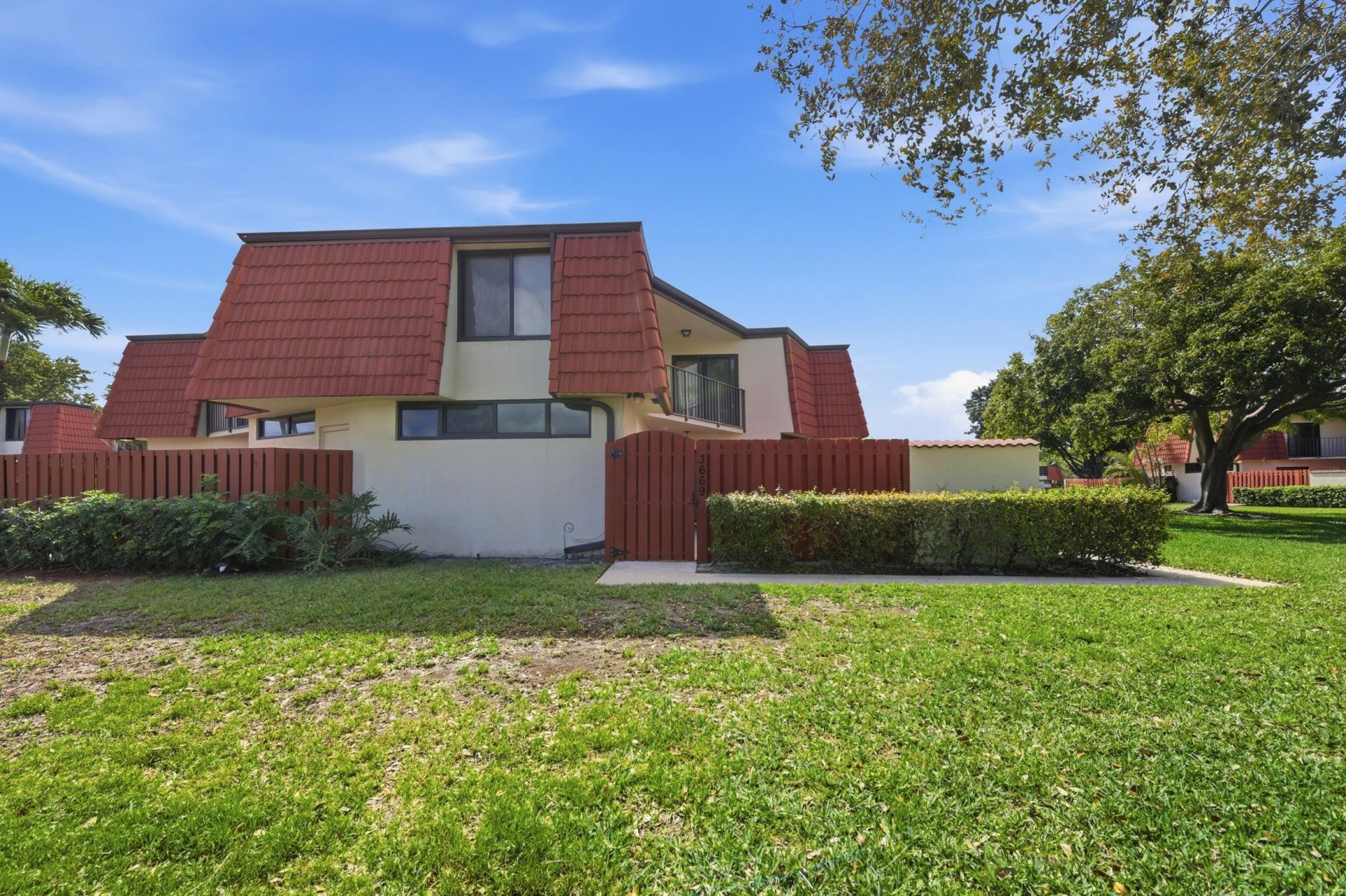 3669 Victoria Drive, West Palm Beach, FL 33406 Photo