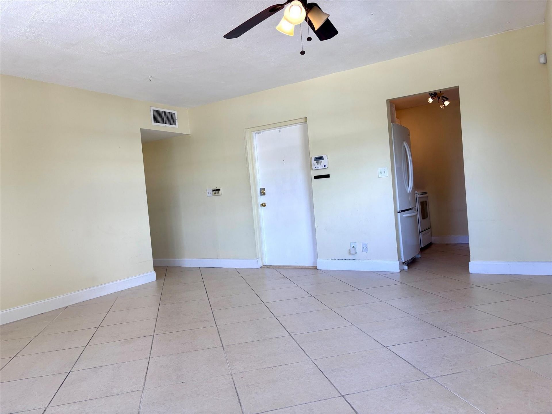 1407 NE 56th Street, Unit 217, Fort Lauderdale, FL 33334 Photo